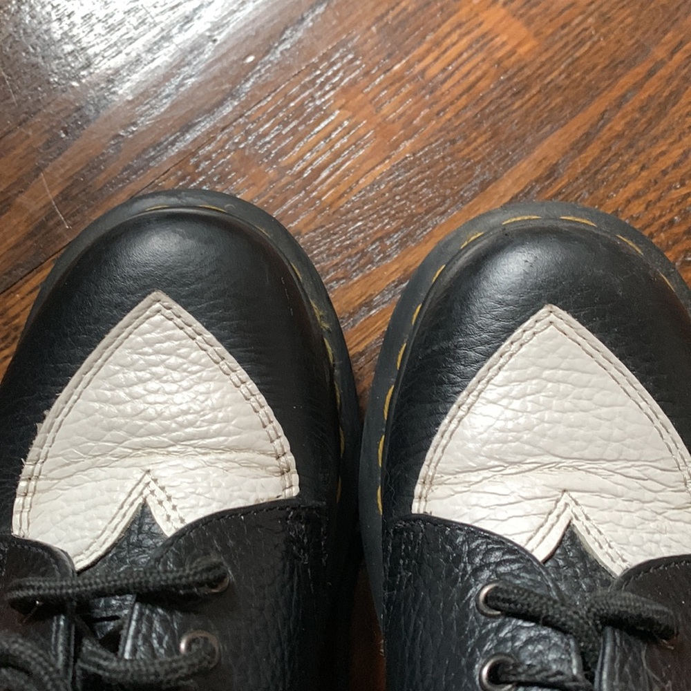 Used Dr. Martens 1461 Amore Leather Oxfords size 6 - Picture 5 of 7